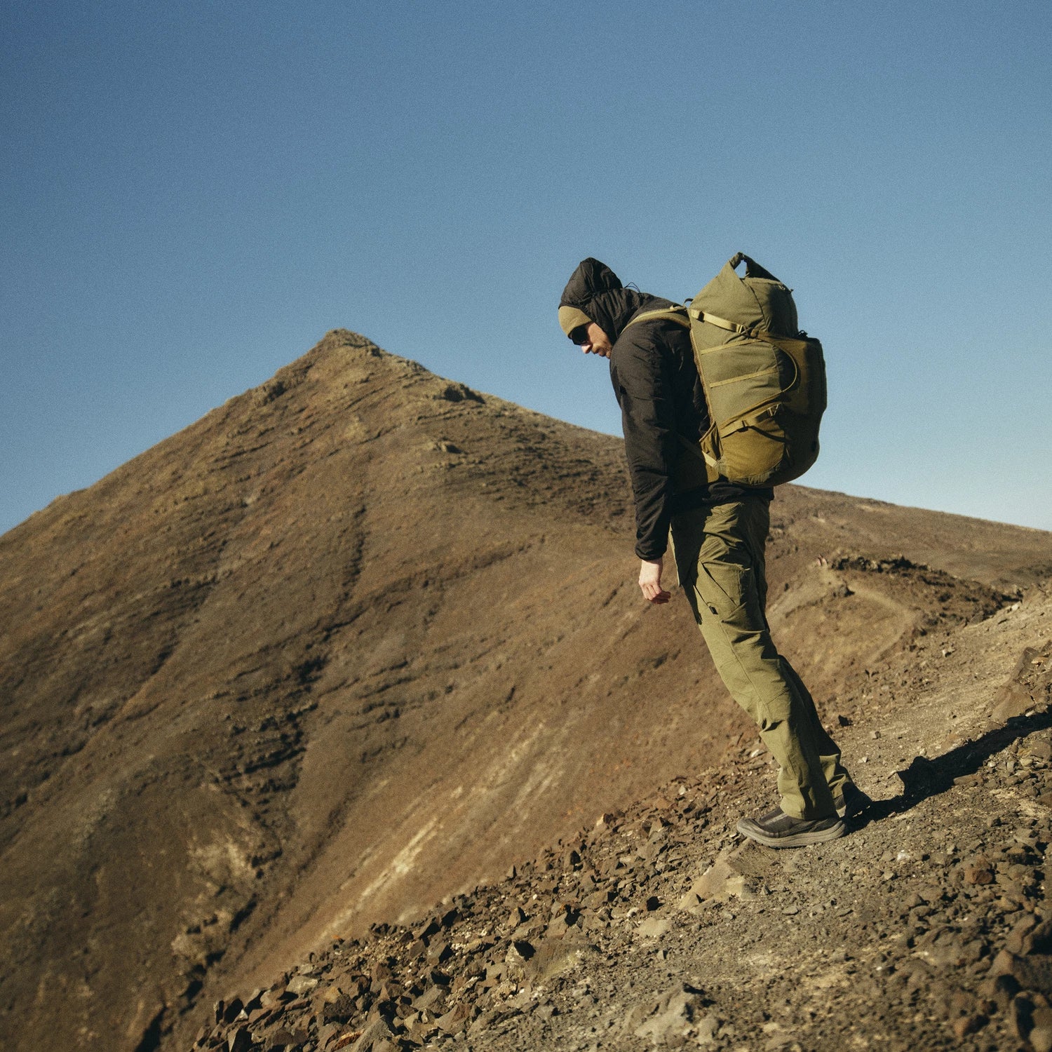 Helikon-Tex WOLFHOUND bunda s kapucňou Climashield Apex, US Woodland – v použití 1