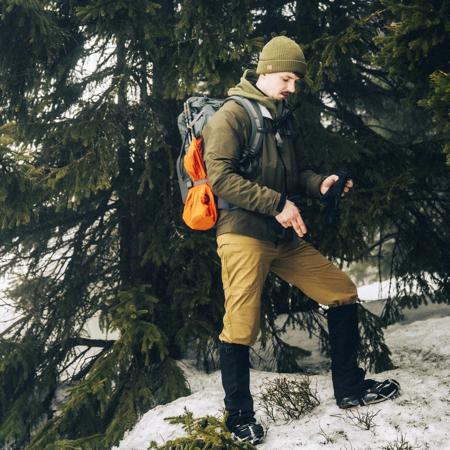 Helikon-Tex BLIZZARD nohavice StormStretch, Coyote – v použití 2