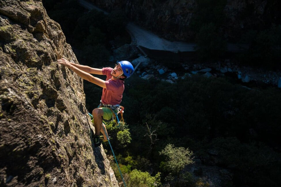 Petzl Boreo 2023 čelada, rdeča