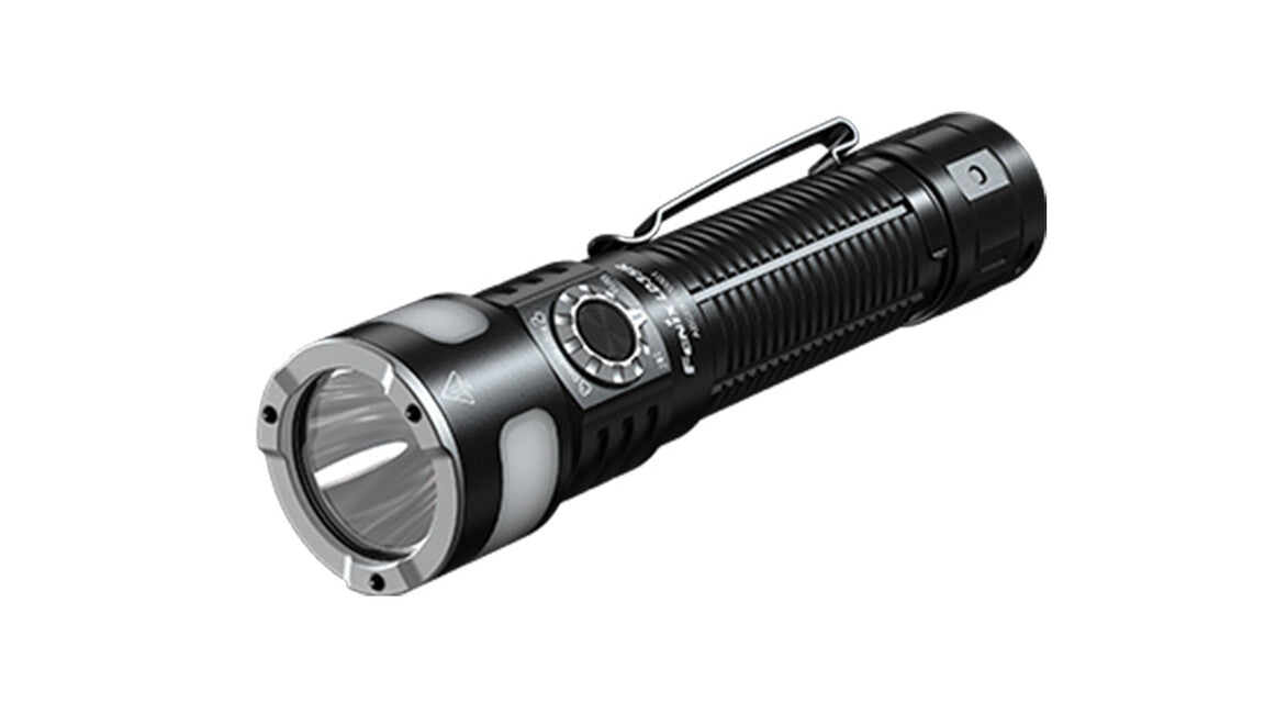 Fenix LD35R LED фенер, който се зарежда