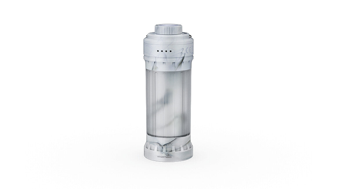 Fenix CL22R акумулаторен фенер, бял
