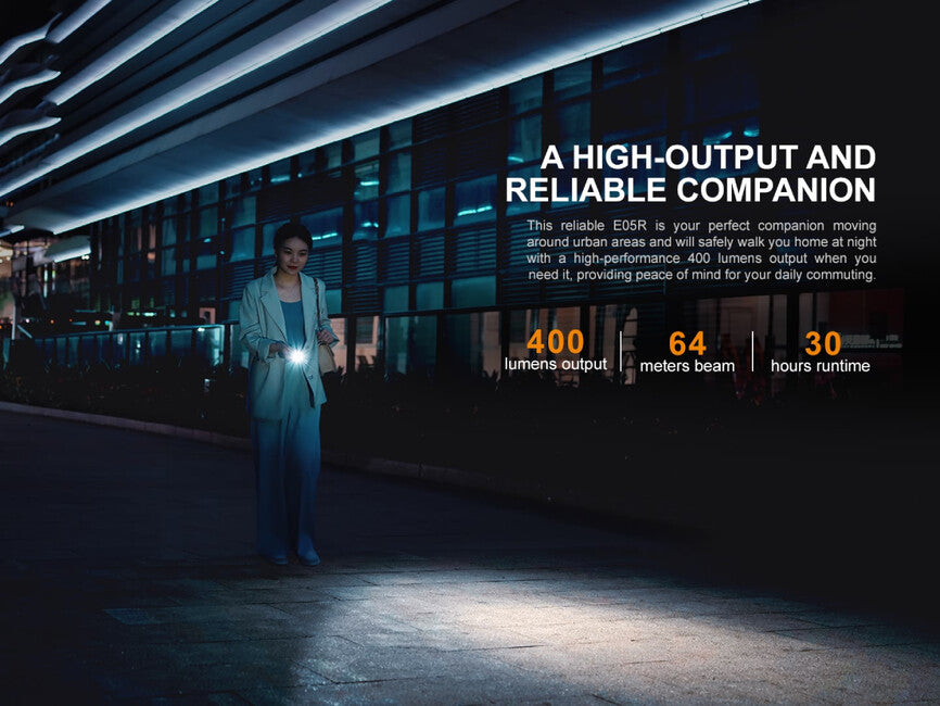 Fenix E05R съм батерия мини фенер, черен
