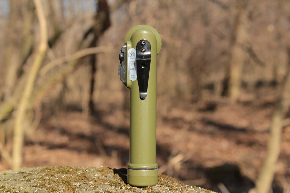 Mil-Tec Army 6 LED фенер 16cm, маслинен