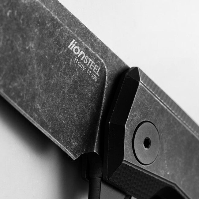 Lionsteel Myto MT01B хайтек EDC сгъваем нож острие M390 с клип за пояс изцяло черен острие стомана BW, черен