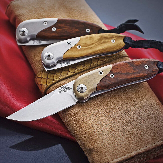 Lionsteel 8200 UL джобен нож с острие от стомана D2