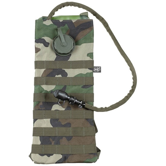 MFH MOLLE хидратационен вак с TPU маркуч, 2,5 L, горски камуфлаж