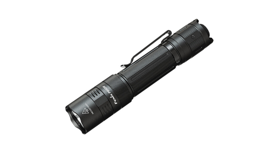 Fenix PD32R перезареждащ се фенер