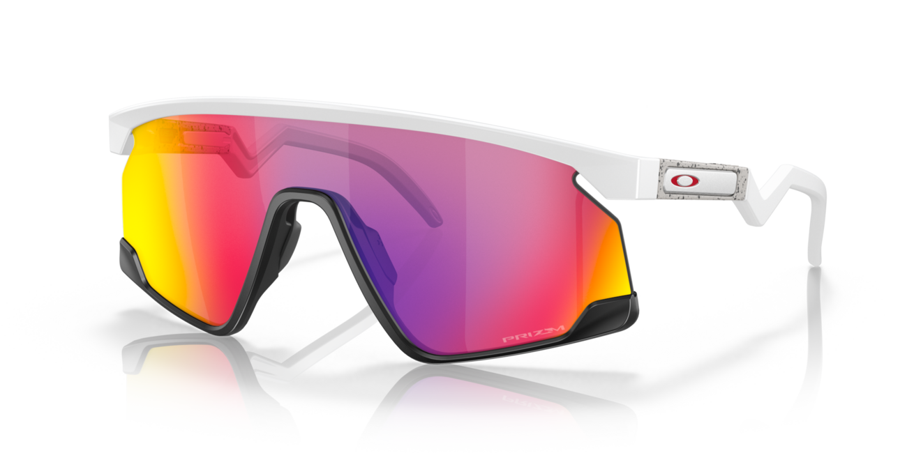 Oakley BXTR слънчеви очила с рамка Matte White и със стъкла Prizm Road, 39