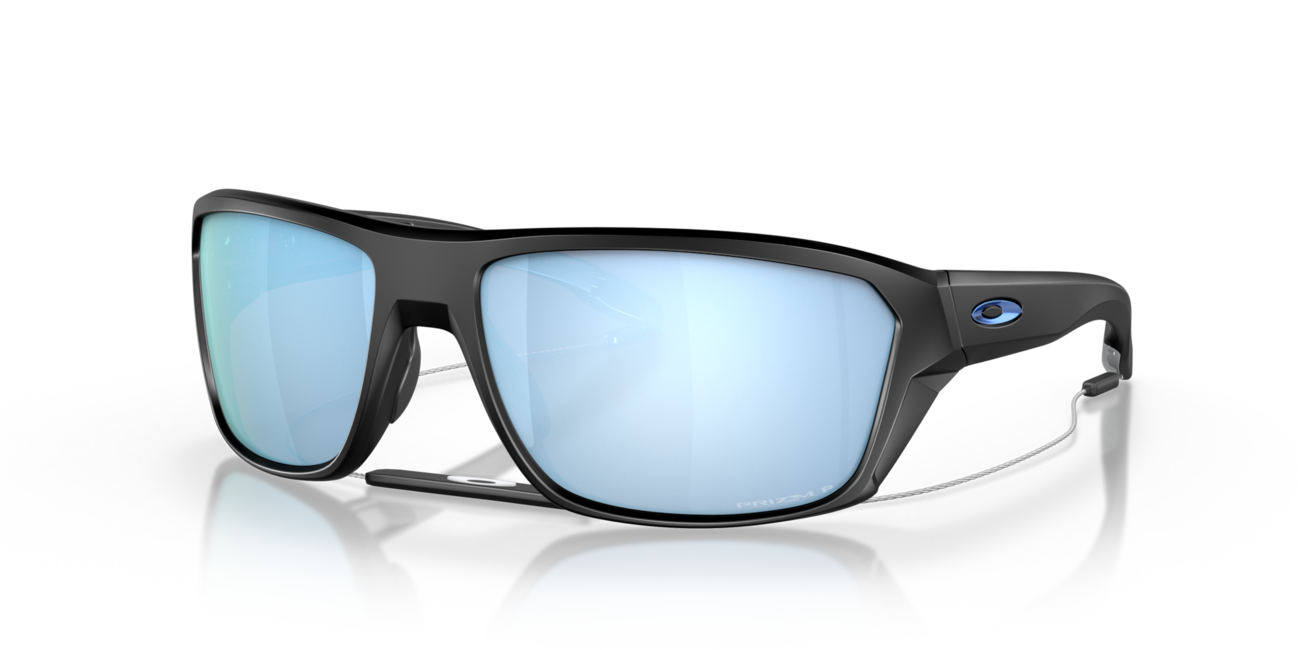 Oakley SPLIT SHOT слънчеви очила с рамка Matte Black и със стъкла Prizm Deep Water Polar 64