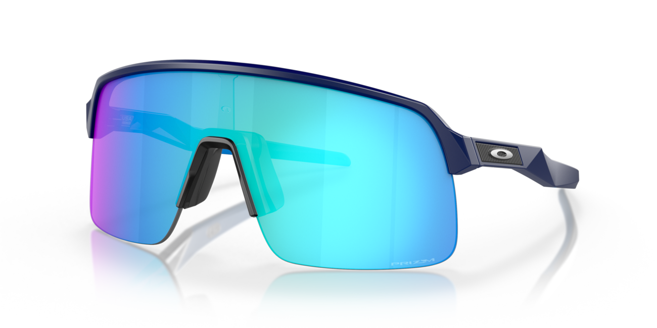 Oakley SUTRO LITE слънчеви очила с рамка Matte Navy и със стъкла Prizm Sapphire