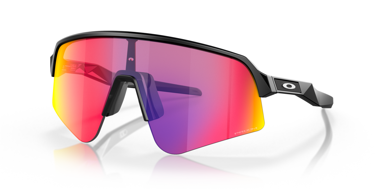 Oakley SUTRO LITE SWEEP слънчеви очила с рамка Matte Black и със стъкла Prizm Road