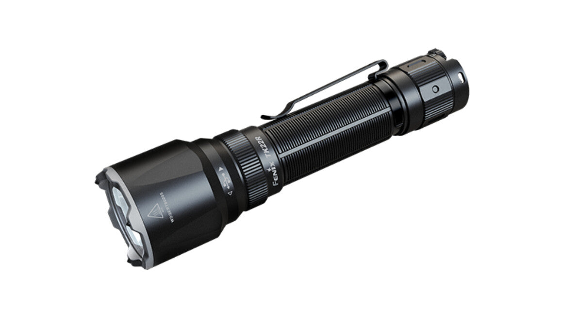 Fenix TK22R презареждащ се тактически фенер