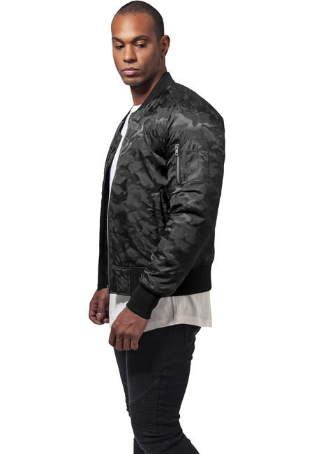 Urban Classics бомбер яке камуфлажно