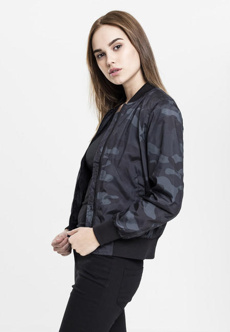 Urban Classics лека бомбер яке дамска камуфлажна