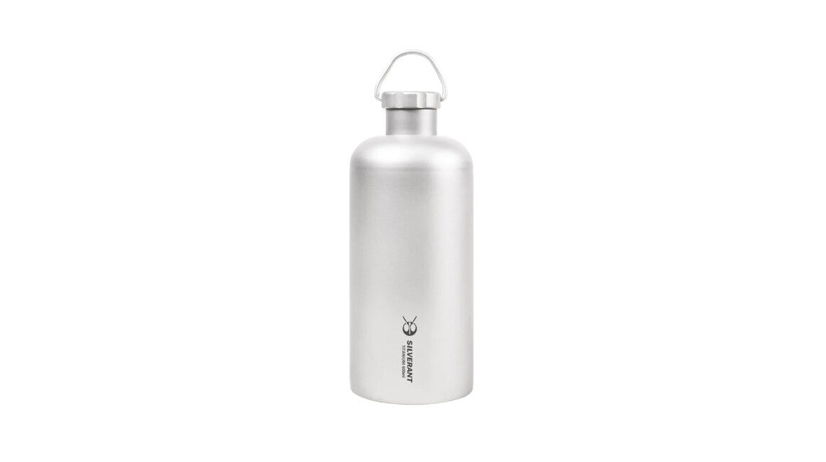 Silverant Титанова бутилка с верига на капака 400 ml