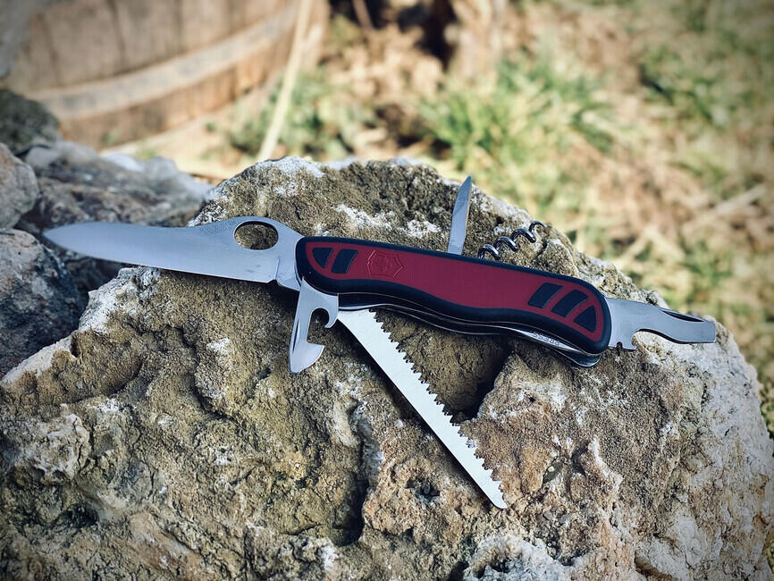 Victorinox Forester джобен нож VX, червено-черен, 111mm