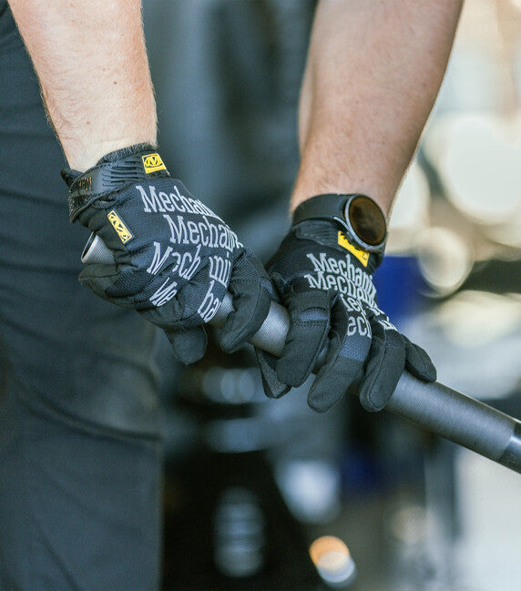 Mechanix Original тактически ръкавици, черни с бял надпис