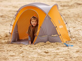 Приюти за деца на плажа LittleLife