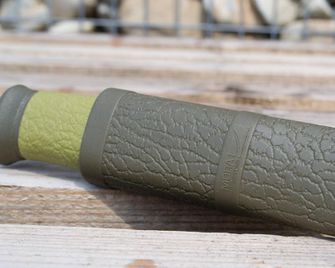 Mora of Sweden Outdoor 2000 нож, маслиненозелен